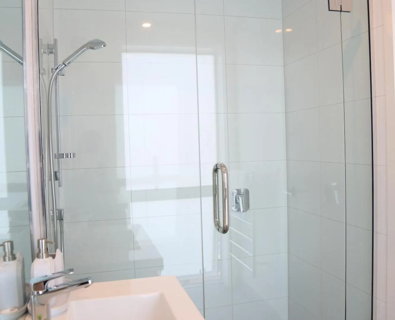 Сasa de vacaciones Villa Skyline Vista - Entirely New House With Luxe Views, Espresso, Netflix & Free Parking Wellington